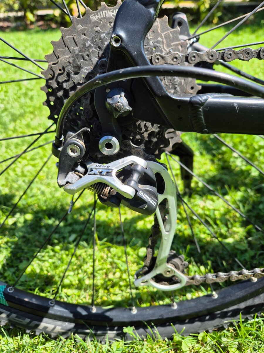 Trekovy bicykel cube - 9