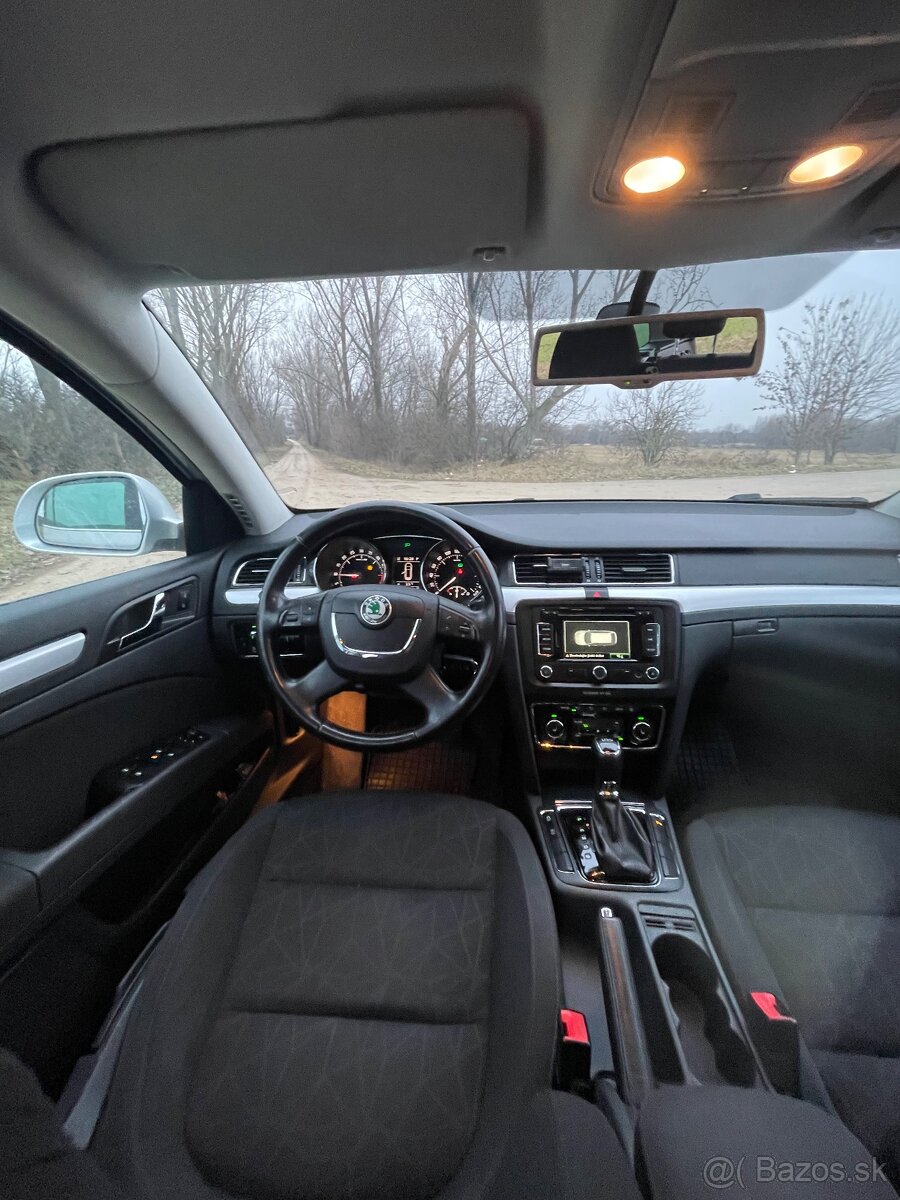 ŠKODA SUPERB II COMBI 2.0 DSG - 9