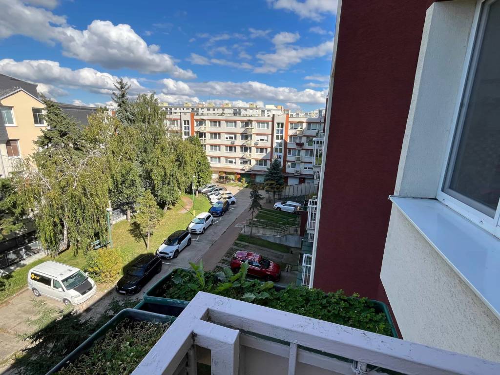 3-izb. byt, Estónska ul.,Vrakuňa v nízkopodlažnom dome, balk - 9