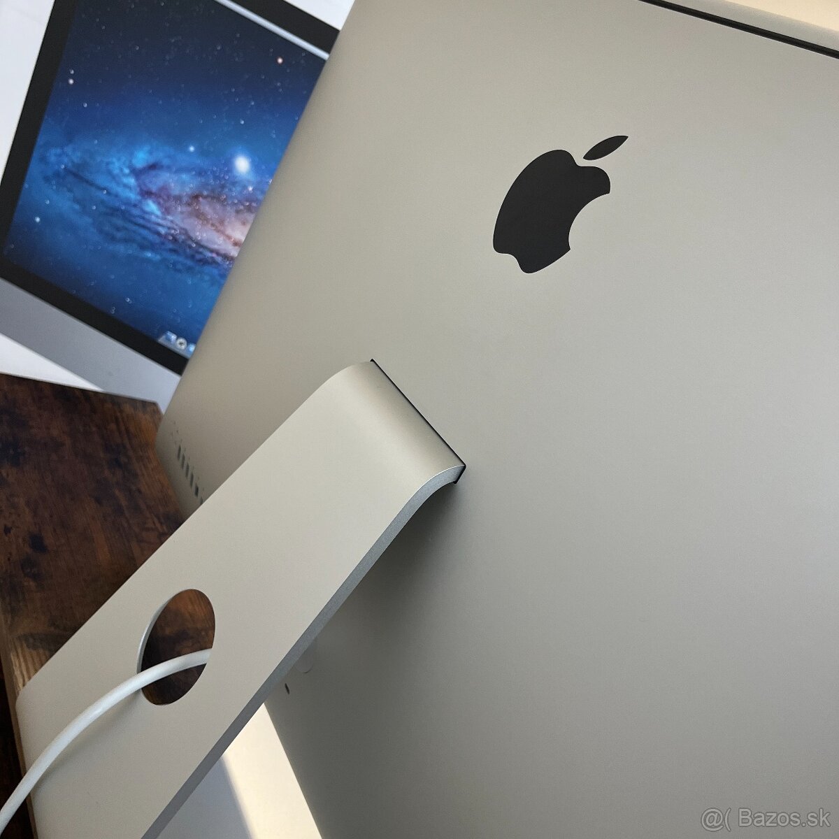 💻 Apple iMac 27” • i5 • 500 GB SSD • 16 GB RAM - - 9