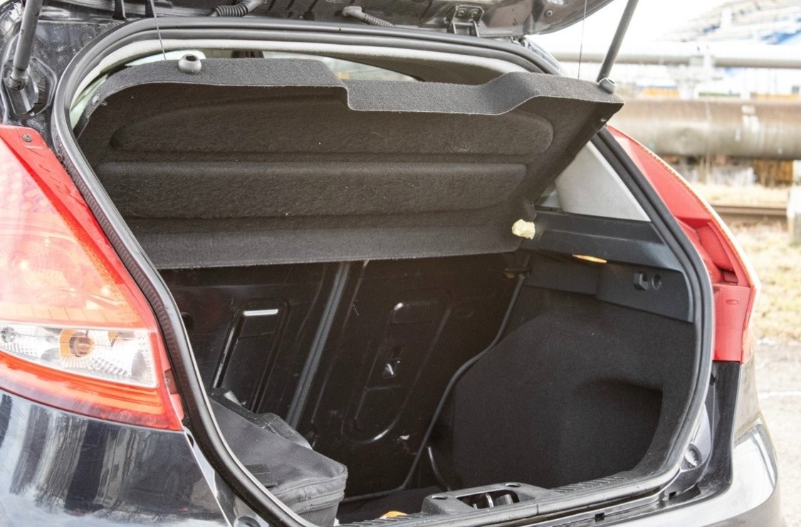 Ford Fiesta 1.6 TDCi 70 kW - 9