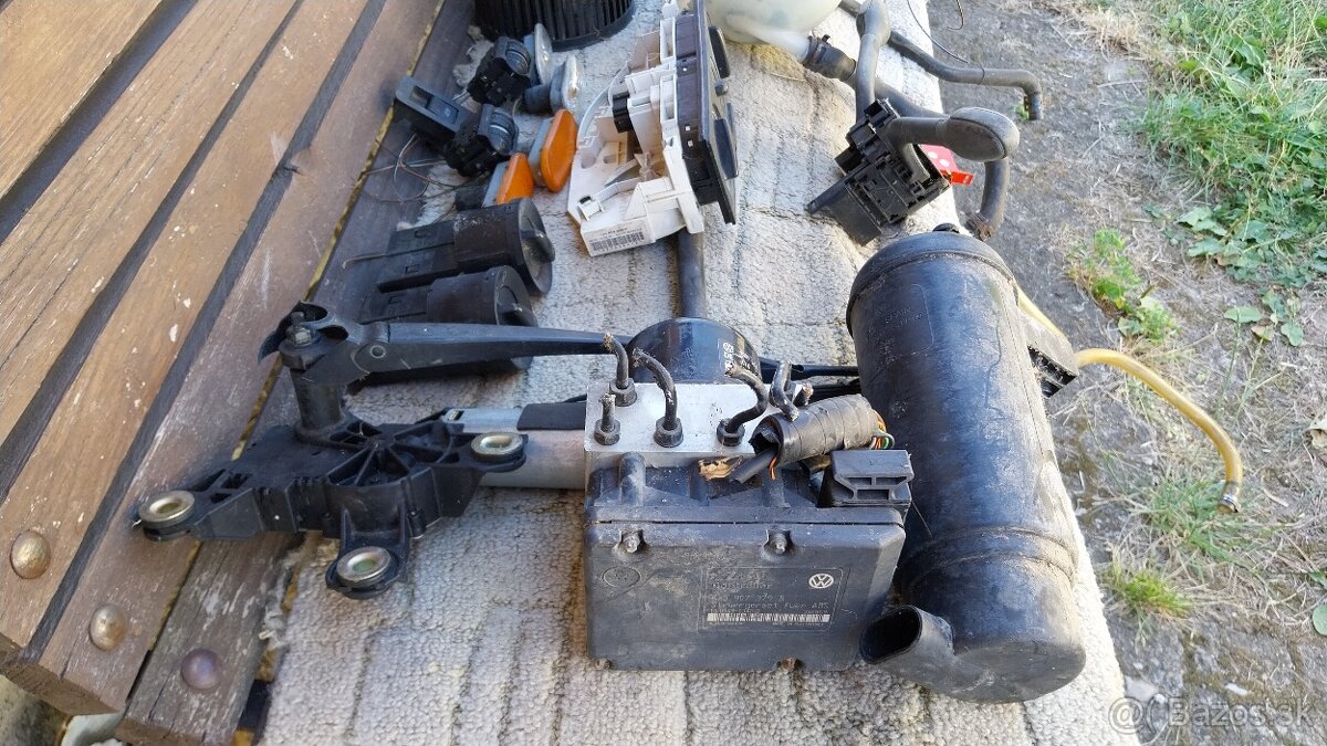 VW LUPO 1,0 37kw BASIS - 9