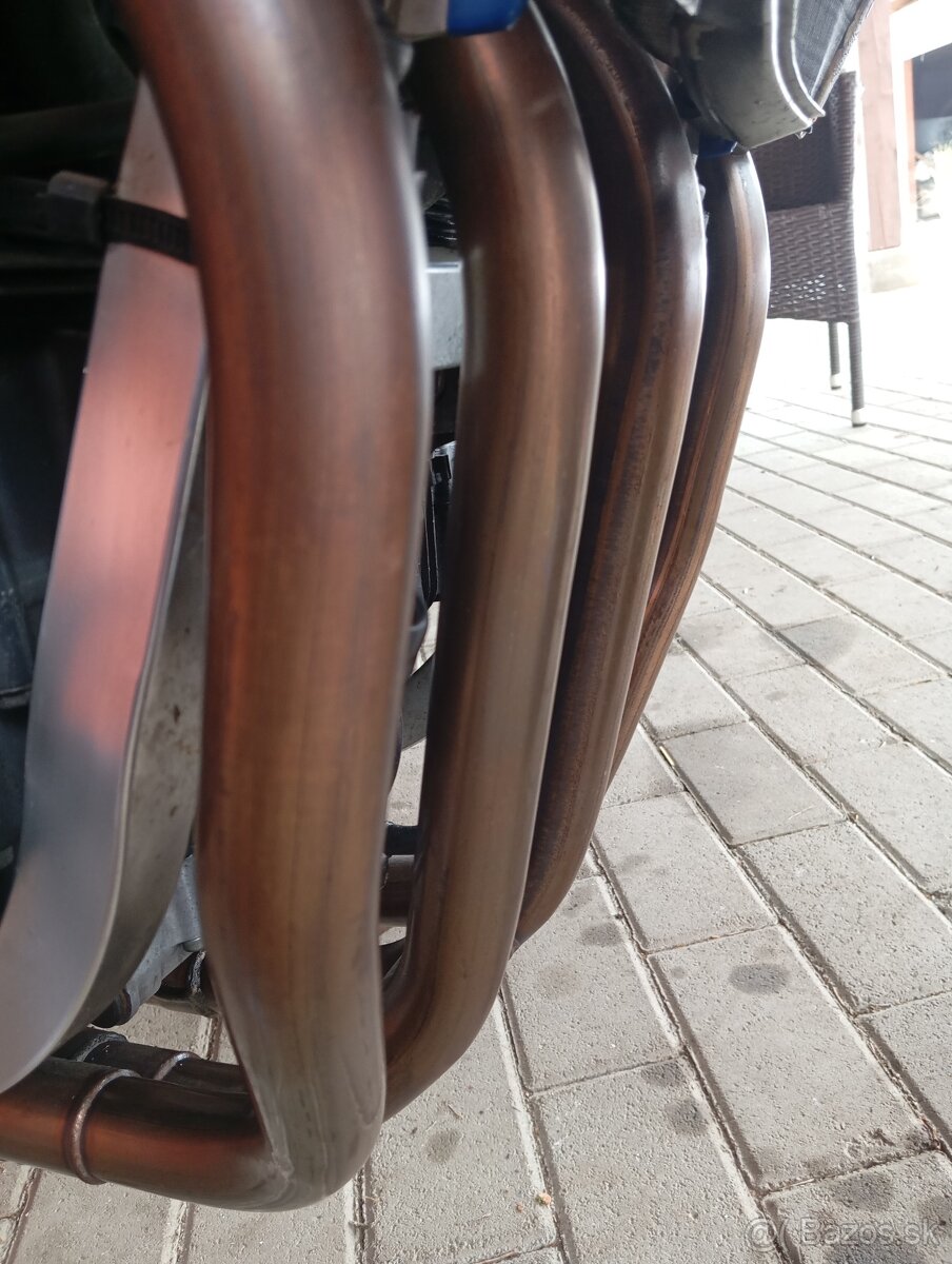 Suzuki GSX-R 1100 - 9