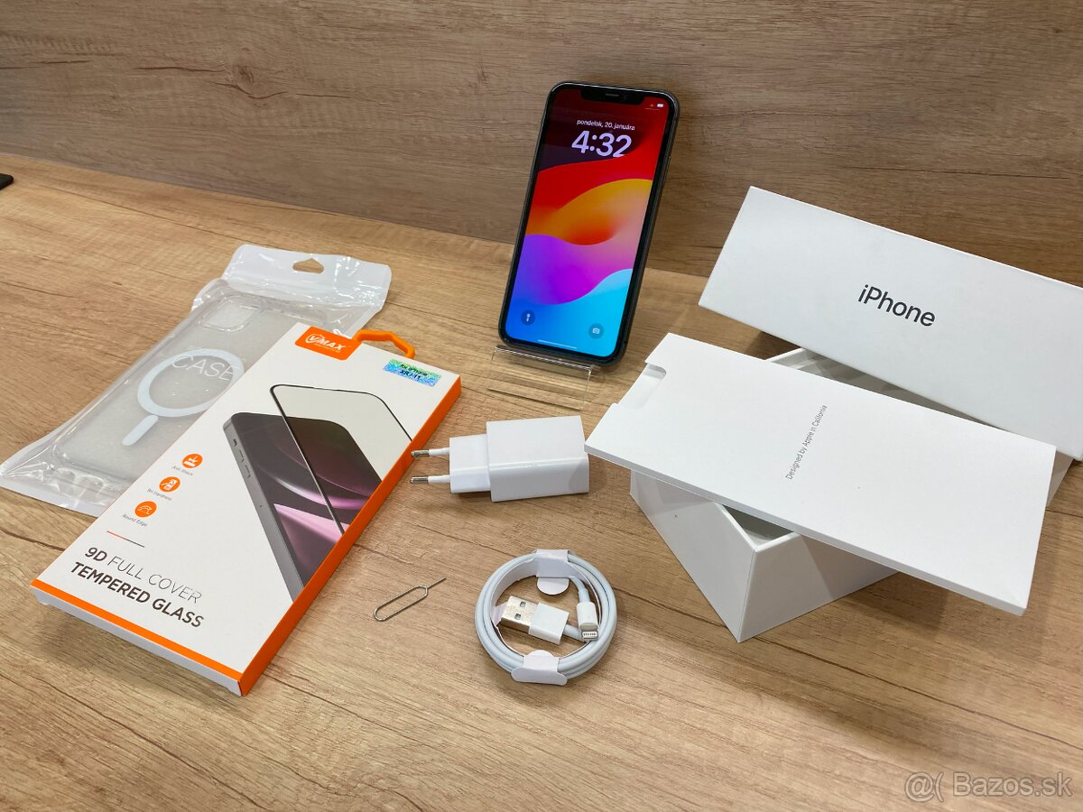 iPhone 11 black - super stav - v záruke - 9