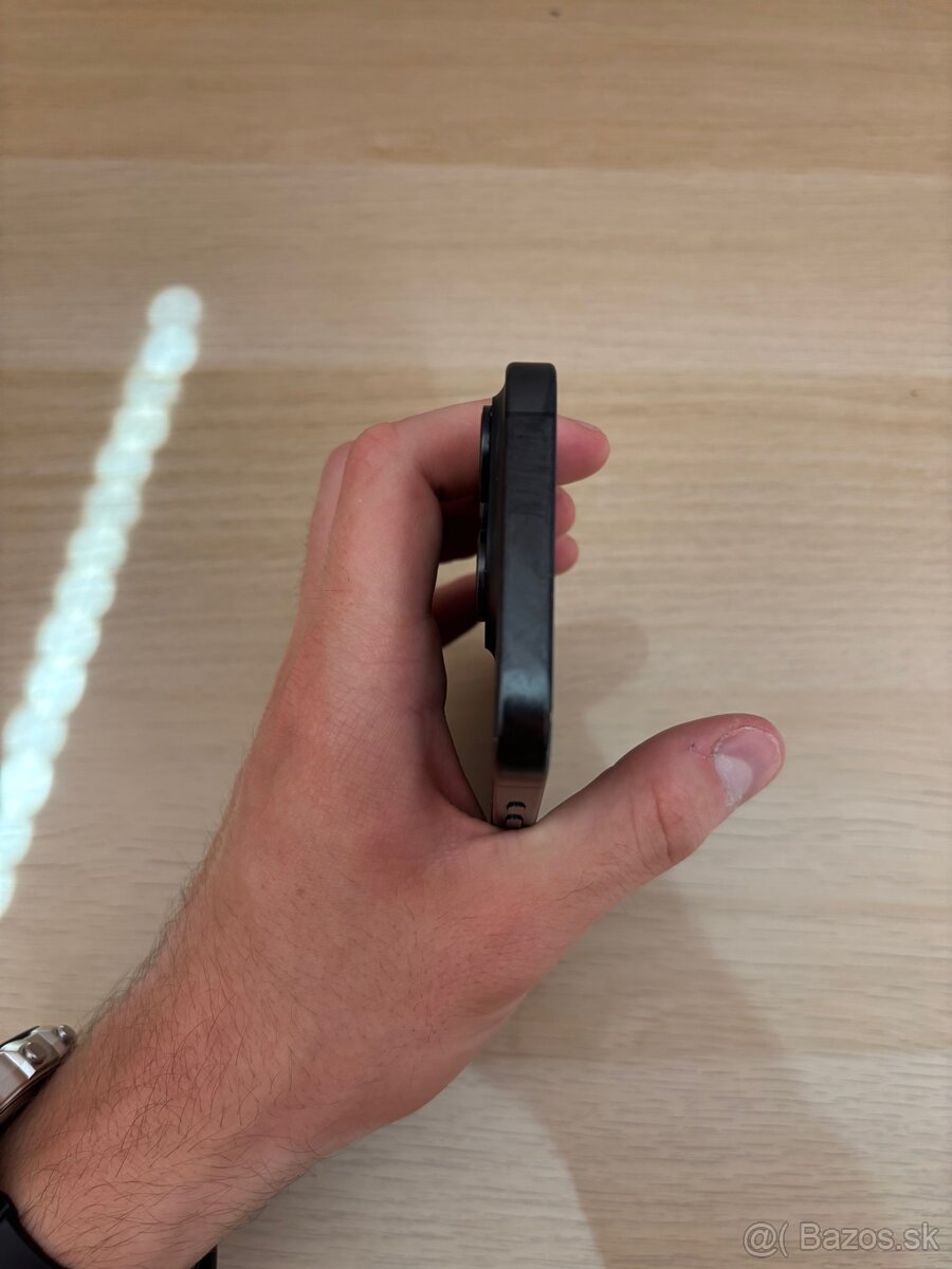 iPhone 15 Pro 128gb, 90% Batéria - 9