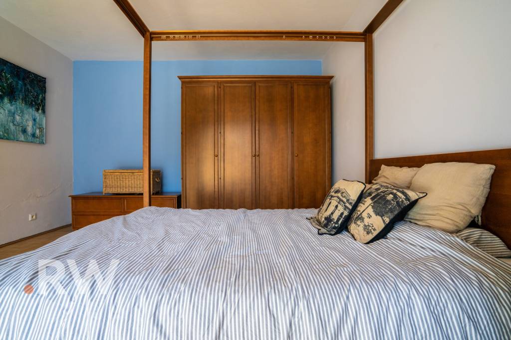 VEĽKORYSÝ - Bývanie pod lesom - Slepá ulička - 2322m2 pozemo - 9