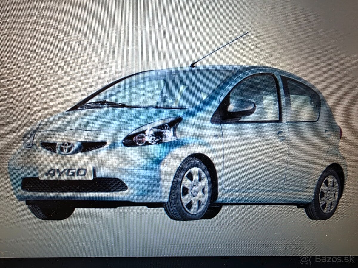 Toyota Aygo zadné svetlá - 9