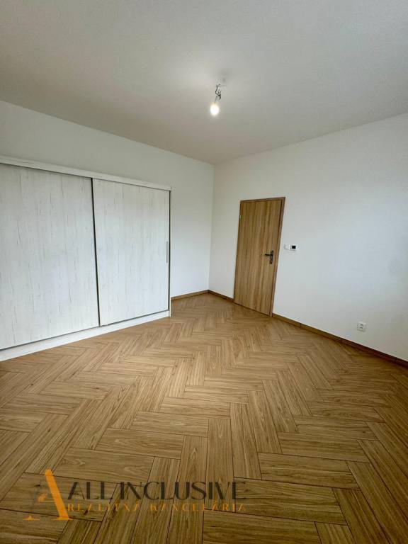 ALL INCLUSIVE l NA PRENÁJOM 4 IZBOVÉ RODINNÉ DOMY , ČENKOVCE - 9