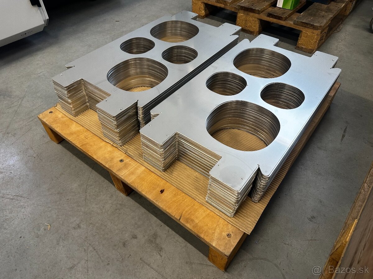 EXTERNÉ CNC OHÝBANIE PLECHOV - 9