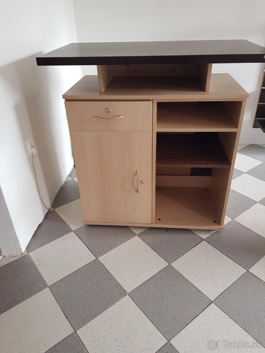 Zariadenie do obchodu - 9