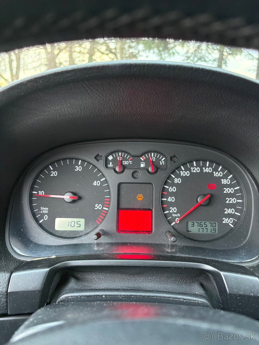 GOLF 4 1.9 TDI 96 kW asz - 9