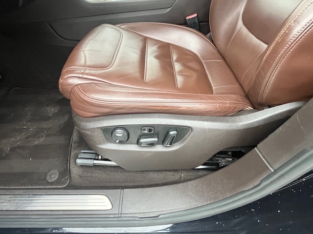 Predám Volkswagen Touareg 4,2 V8 - 9