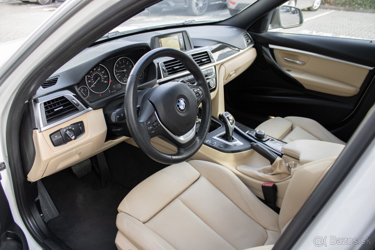 BMW 330i xDrive - 9
