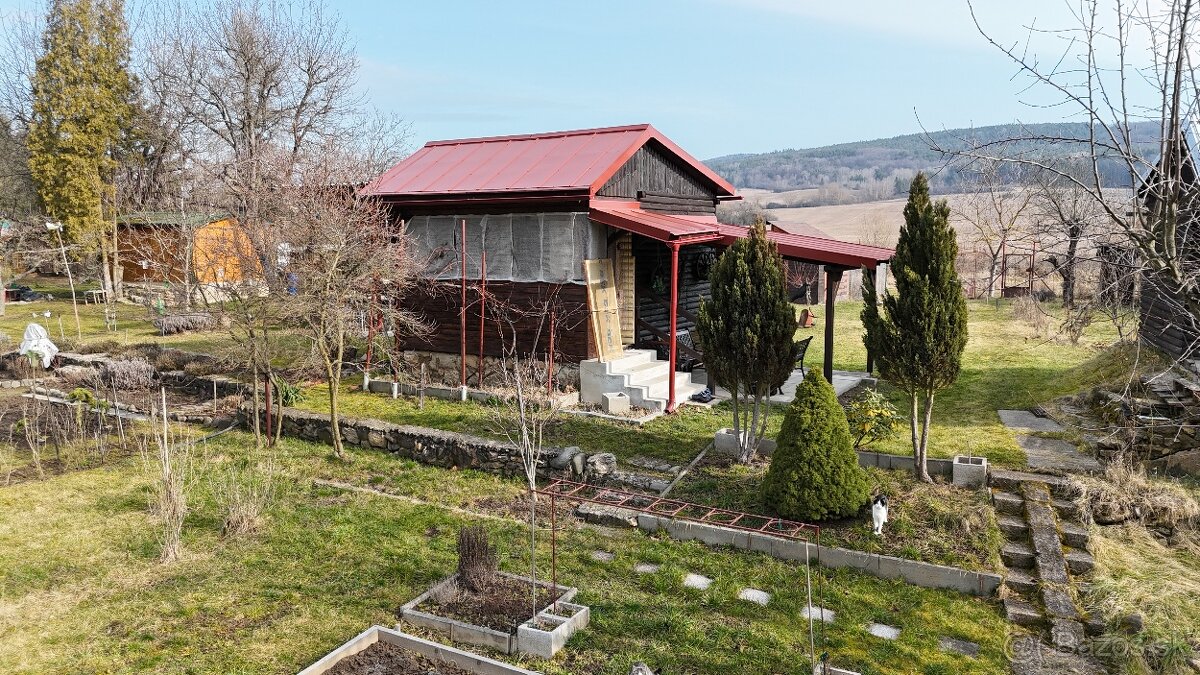 ZÁHRADNÁ CHATKA V LUTILE - 9