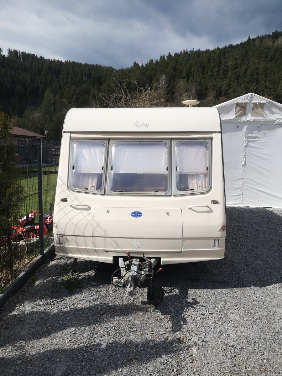 Karavan BAILEY RUBY 871kg rok 1997 - 9