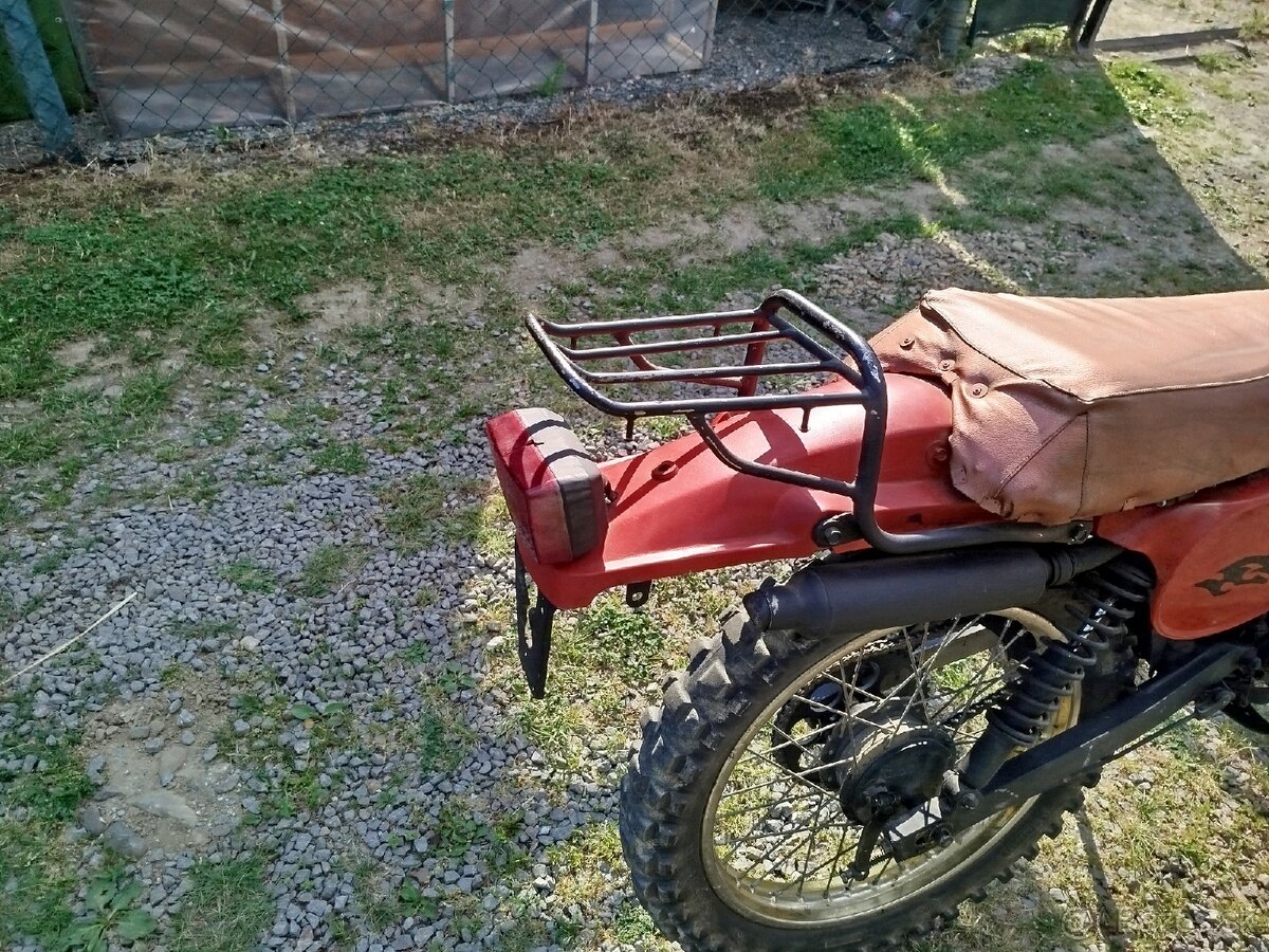 Suzuki TS 50 - 9