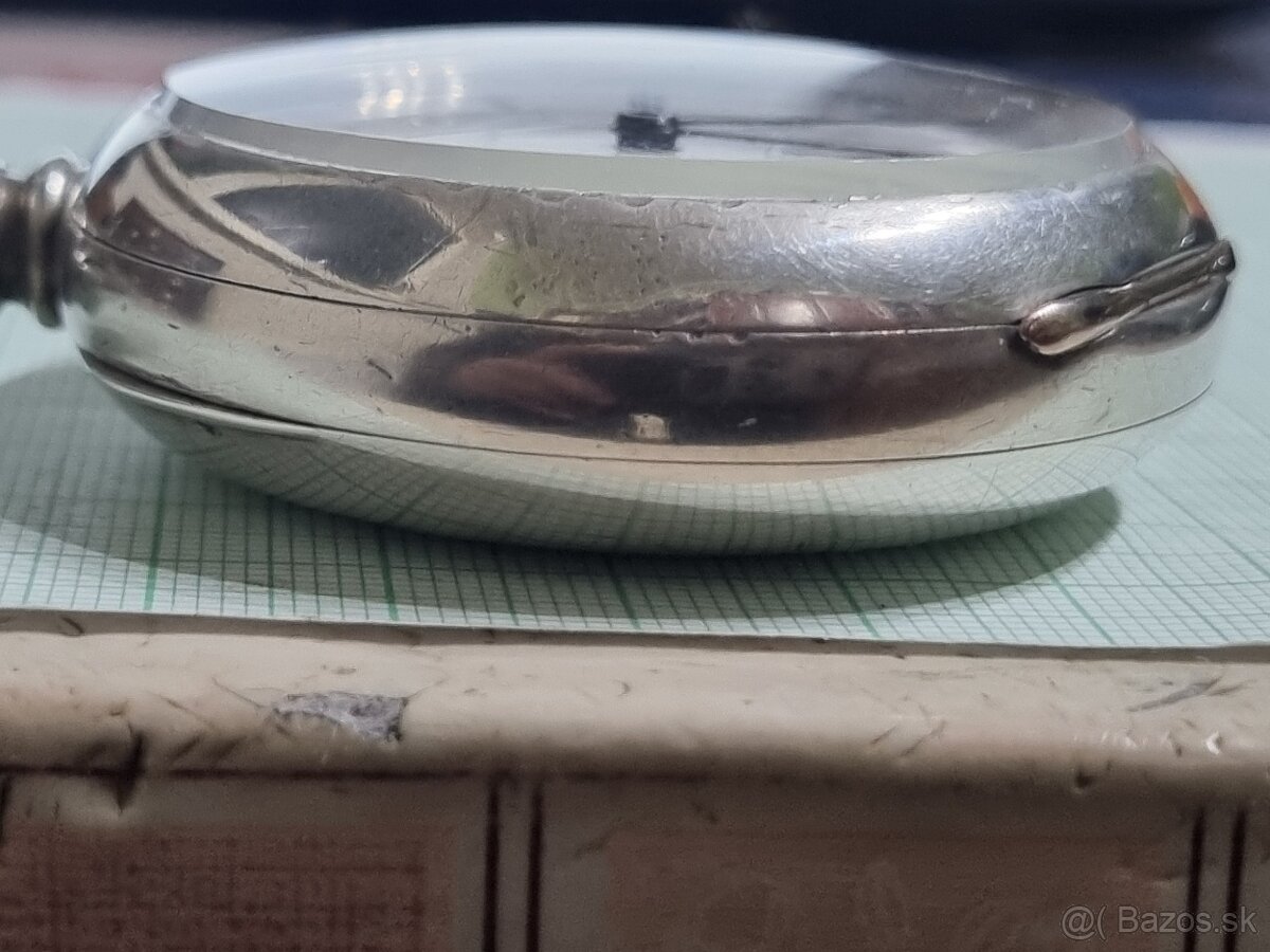 Velké,strieborné vreckové hodinky. - 9