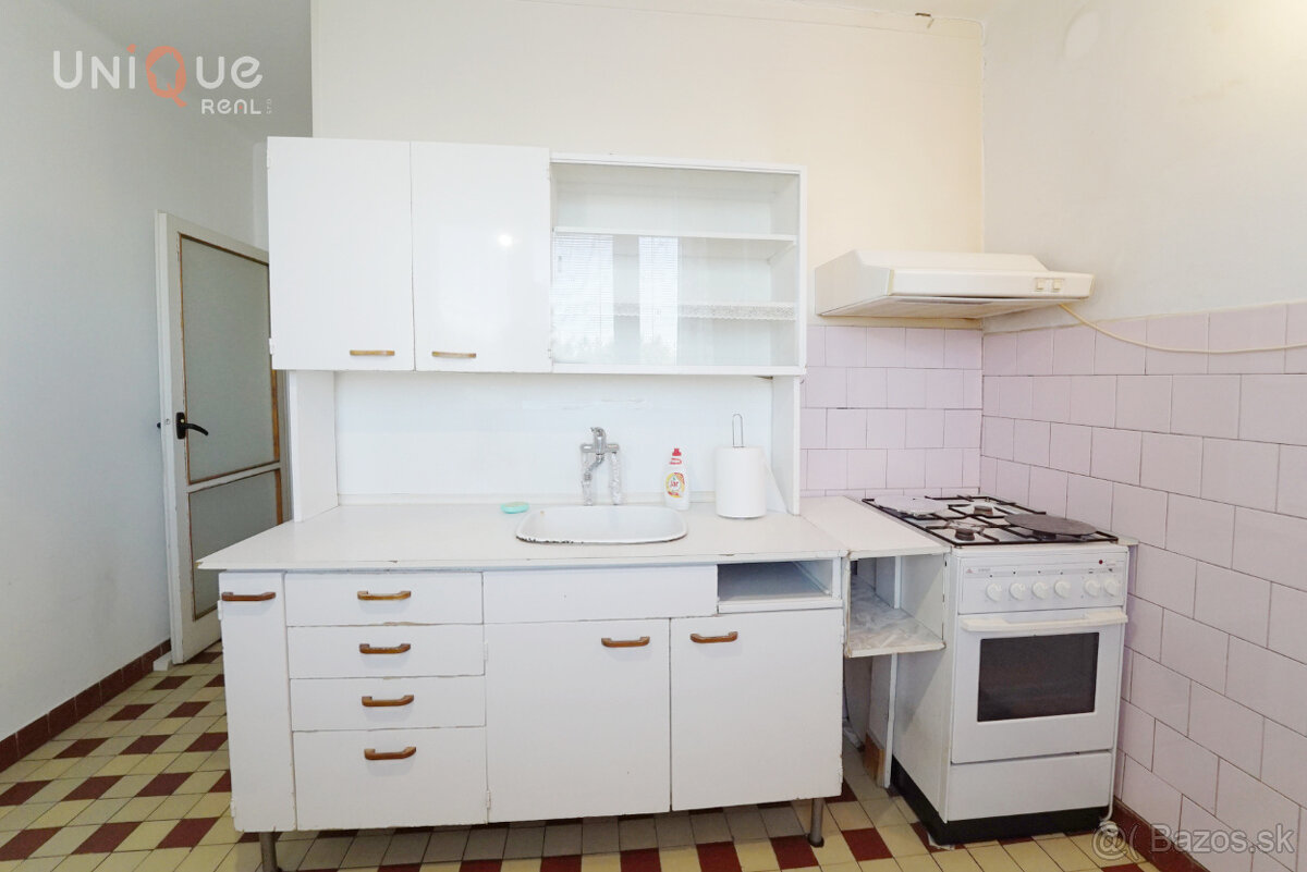 EXKLUZÍVNE NA PREDAJ 3 IZBOVÝ TEHLOVÝ BYT V KOMÁRNE-CENTRUM - 9