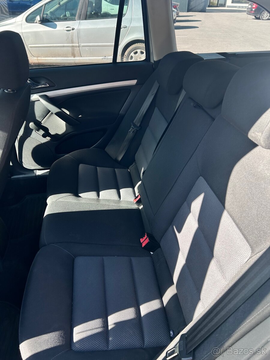 Škoda Octavia - 9