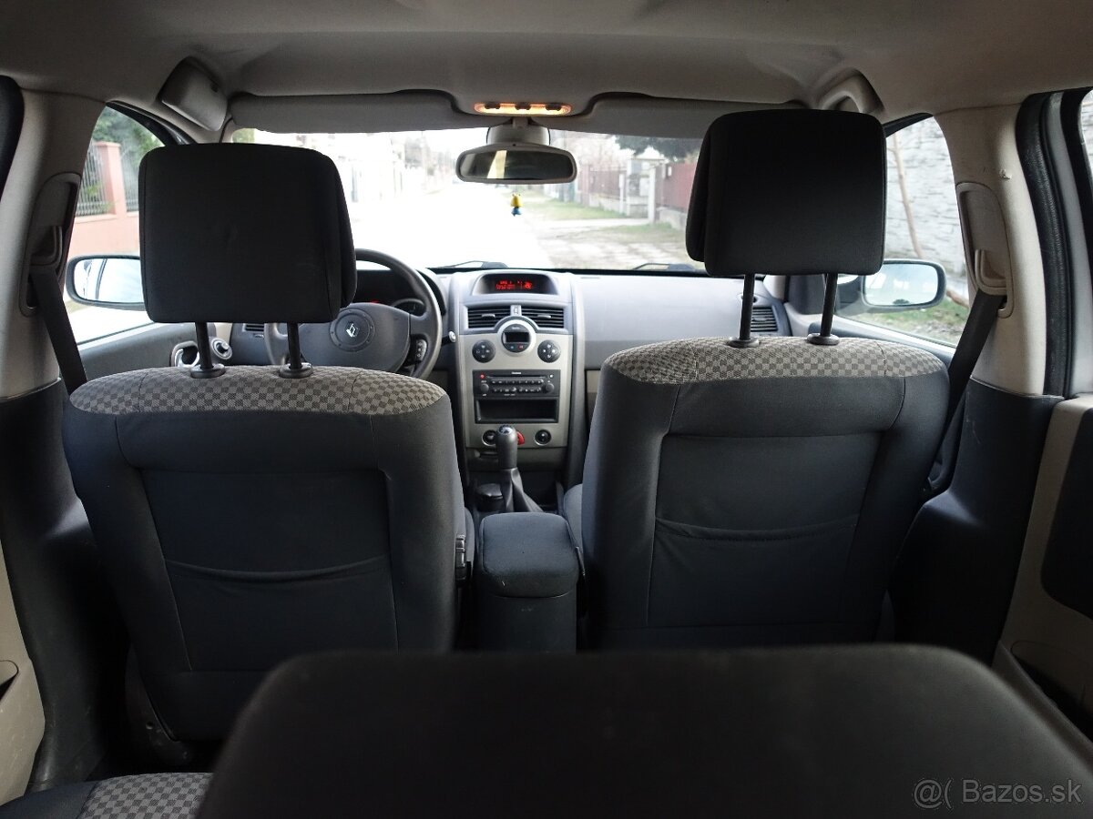 PREDÁM RENAULT MEGANE GRANDTOUR - 9