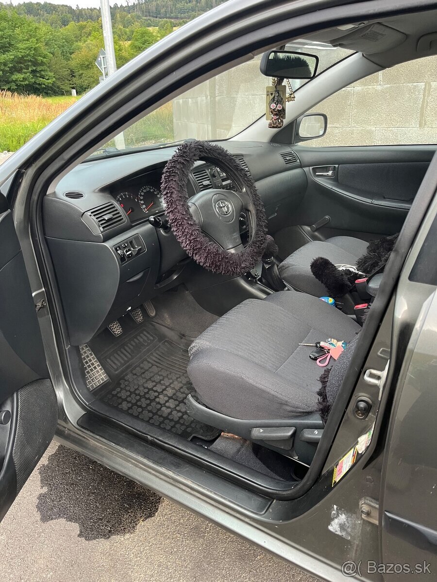 Toyota Corolla - 9