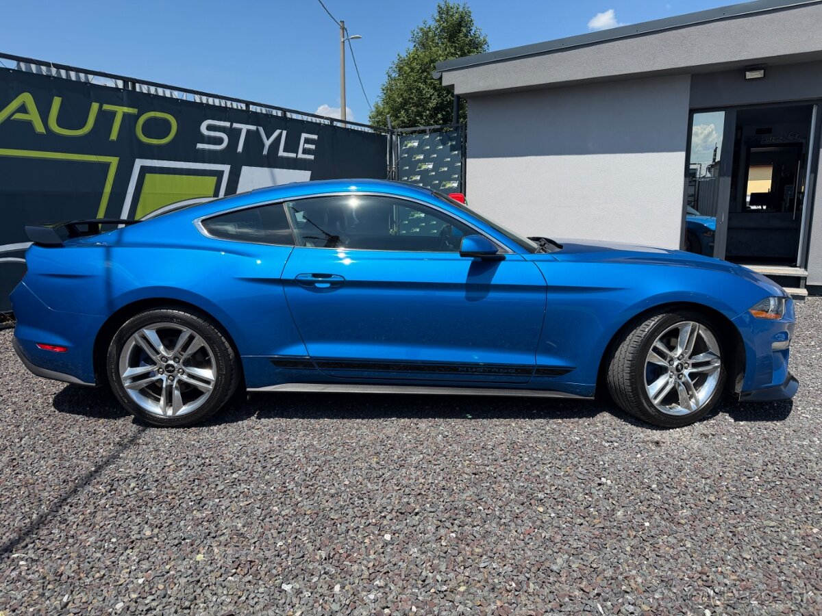 Ford Mustang 2.3 EcoBoost A/T - 9