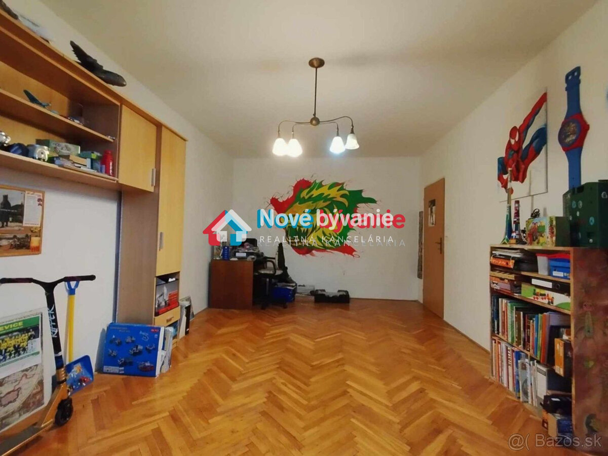 Predaj, veľký 3 izbový byt - Levice (N003-113-MAHA) - 9