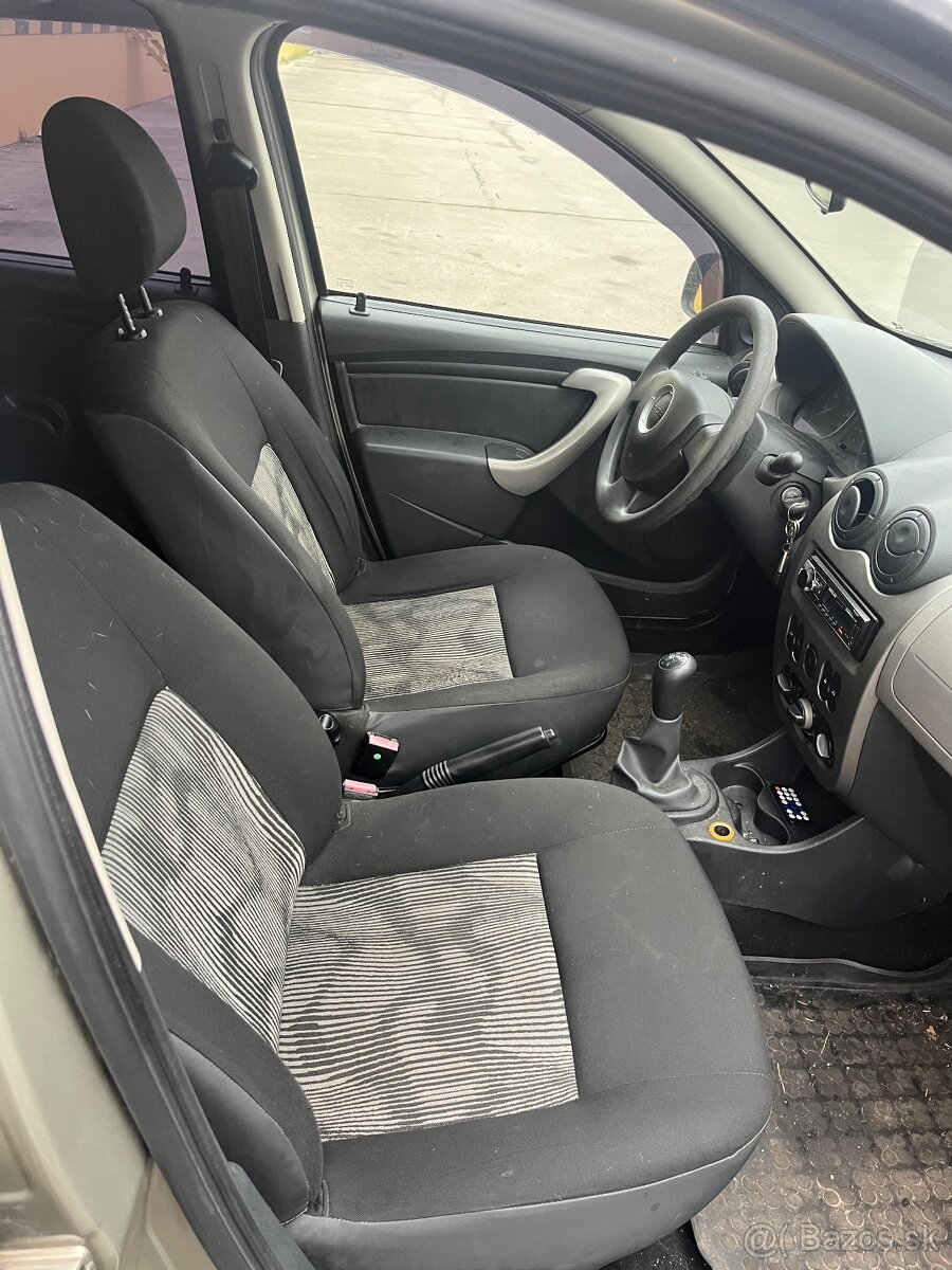 Dacia Sandero 1,4 /50 KW benzín - 9
