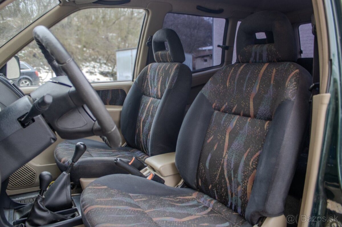 Nissan Terrano II 2.7 tdi Sport - 9