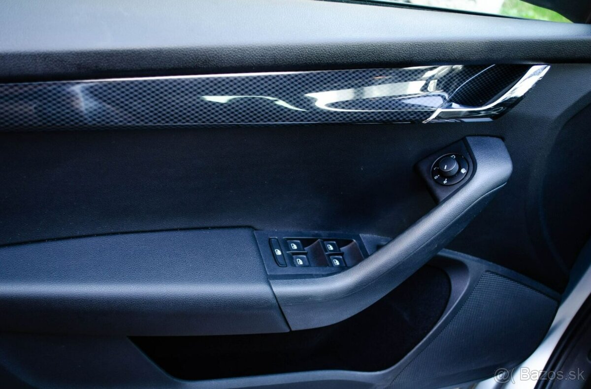 Škoda Octavia 3 Combi 2.0 TDI DPF RS DSG - 9