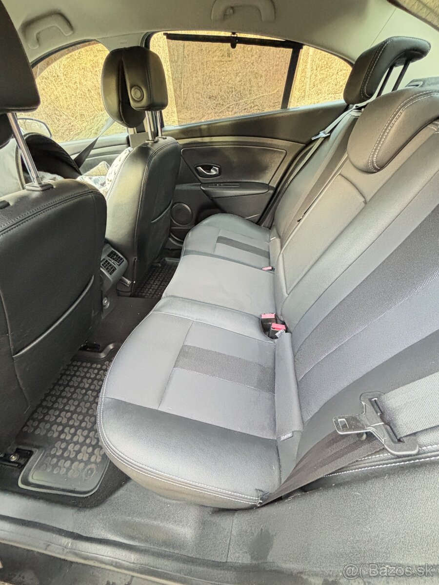 Renault Fluence 1.5 dCi 78kW 2010 - 9