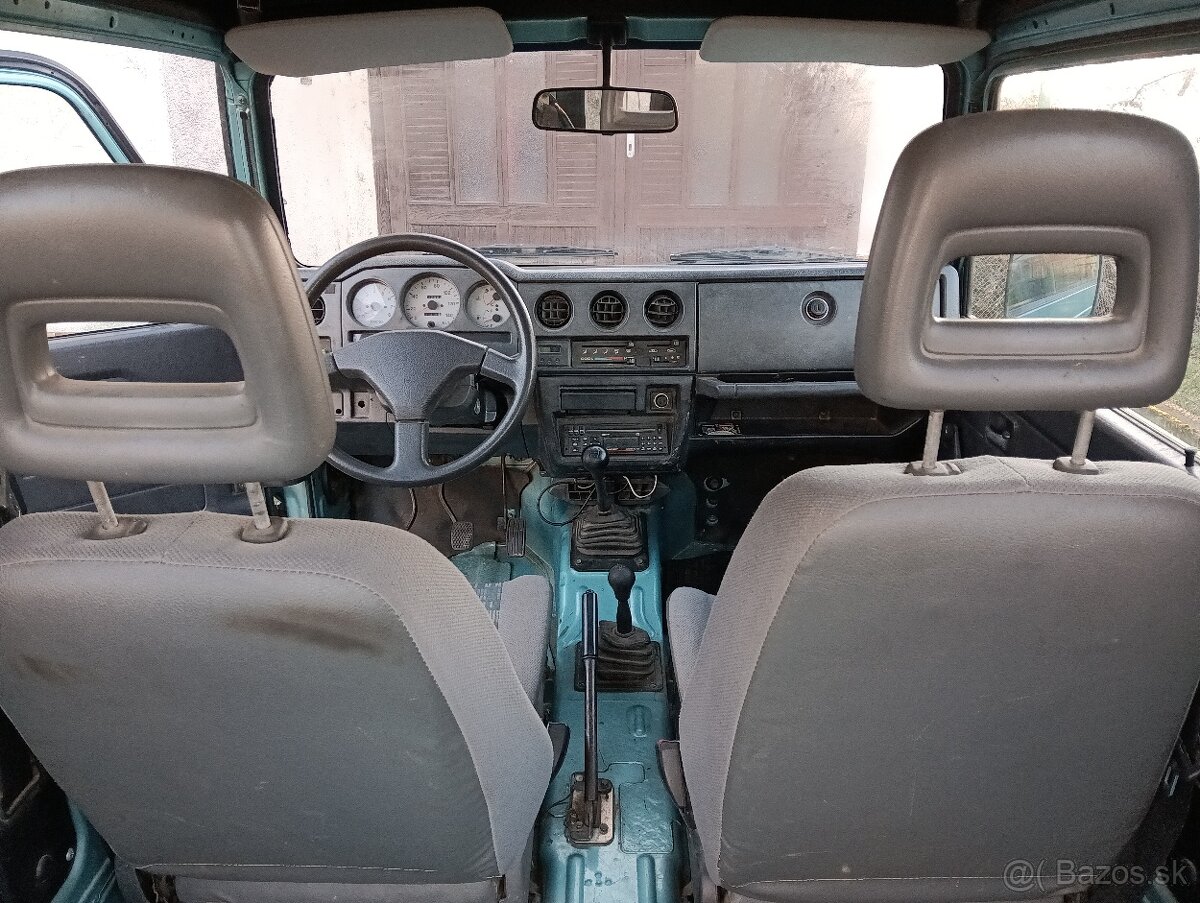 Predám Suzuki Samurai 1,3i - 9