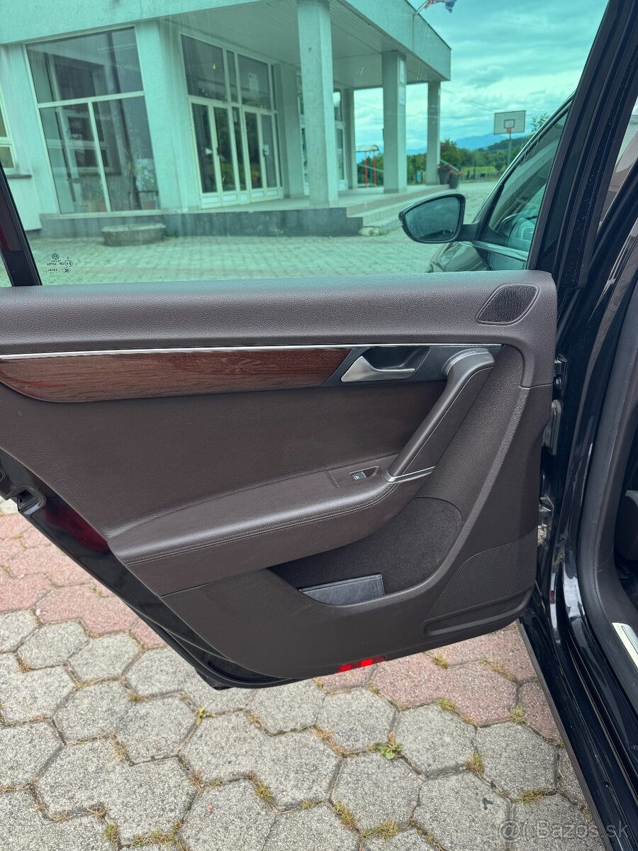 Volkswagen Passat 2.0 TDI BMT Comfortline 4MOTION Business - 9