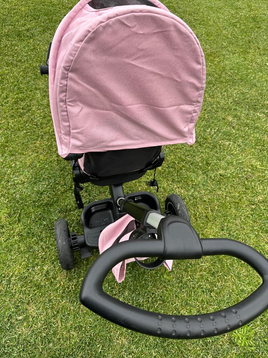 Kinderkraft 5 v 1 trojkolka otočnú - 9