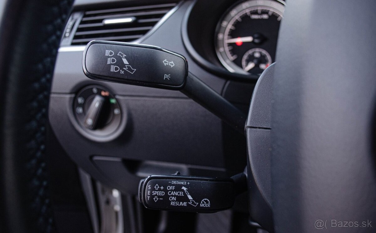 Skoda Octavia 3 2.0 TDI Sedan - 9