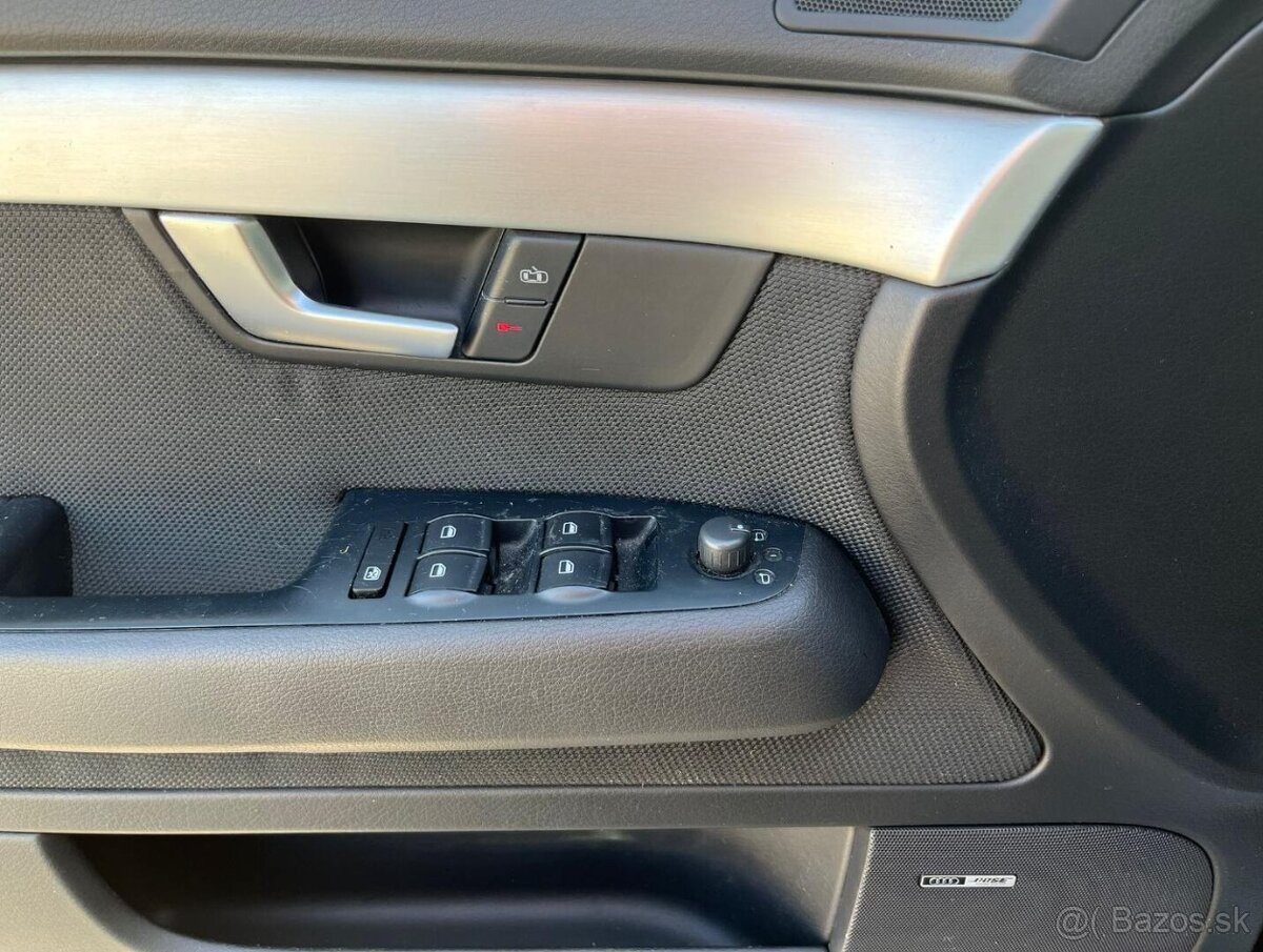 Audi A4 2.0 TFSI Quattro S-Line - 9