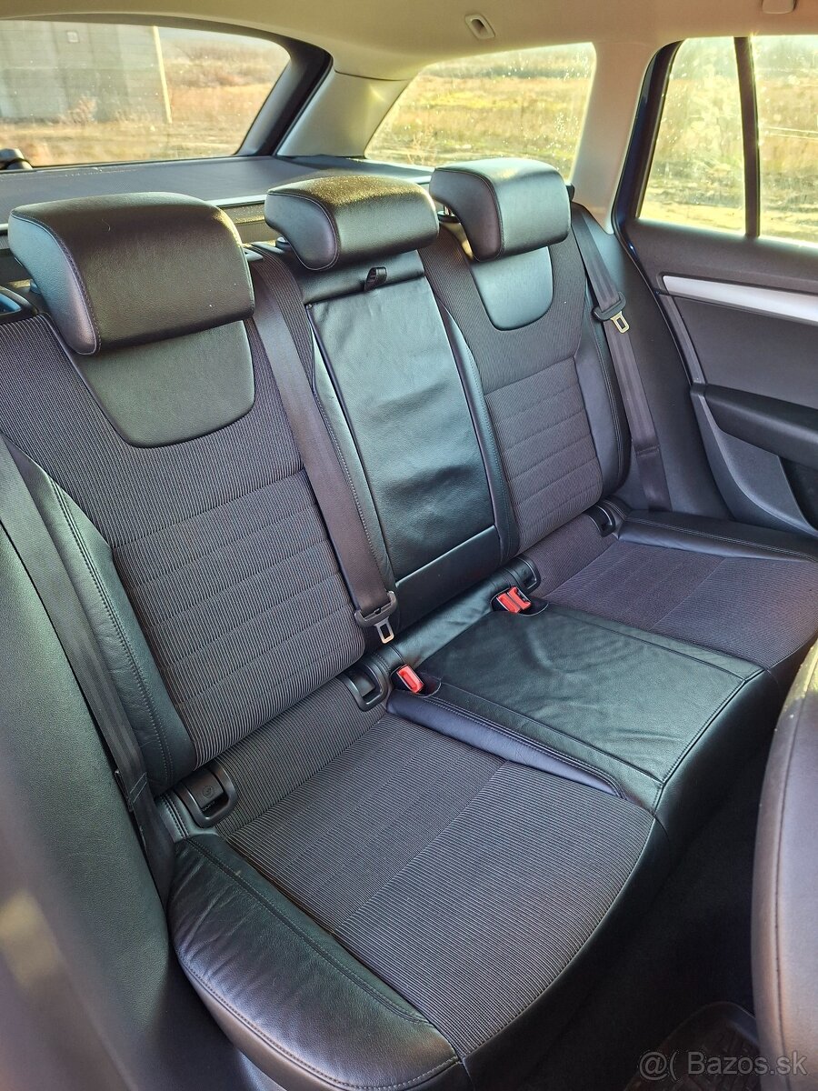 Škoda Octavia Combi 2.0 TDI M6 Style - 9