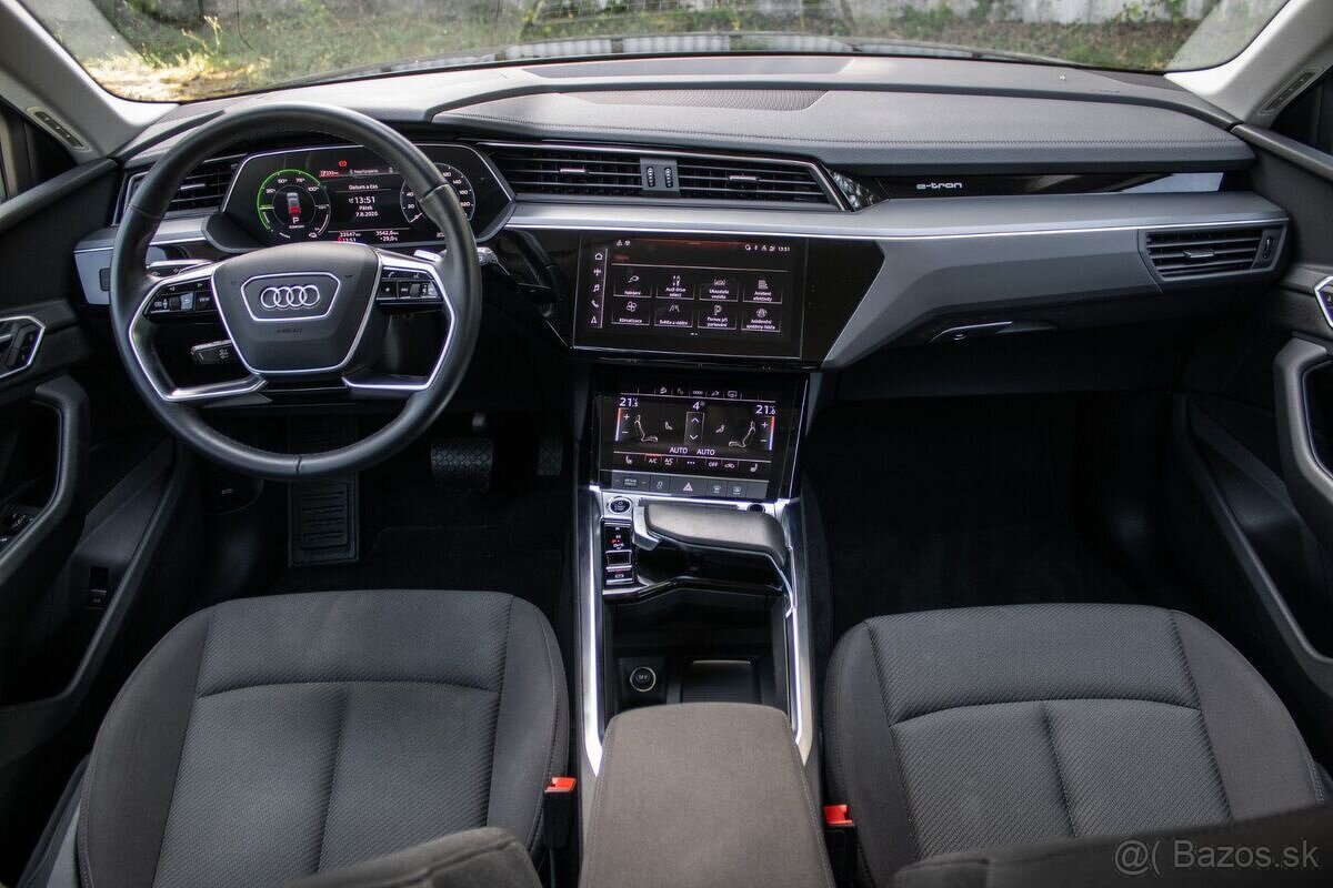 Audi E-tron 50 Quattro 230kW - 9