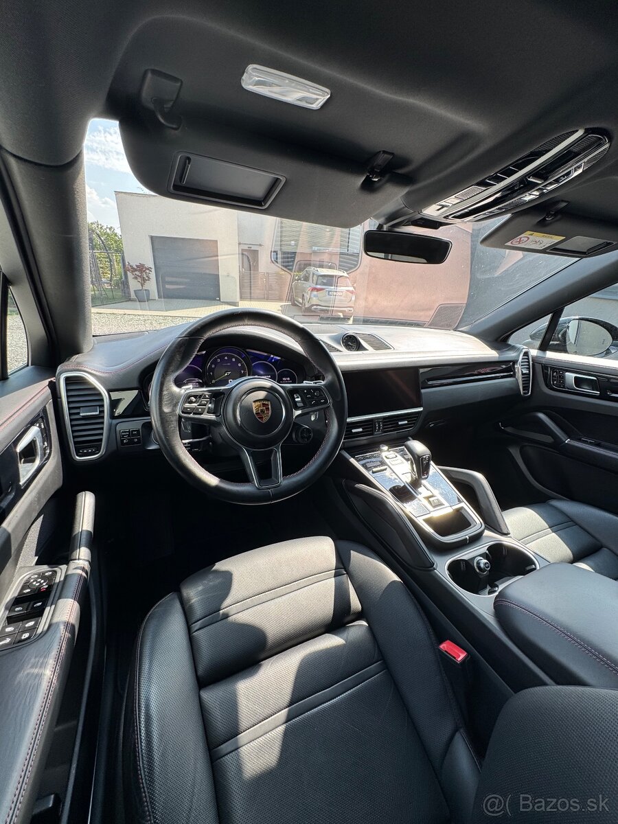 Porsche Cayenne Coupe E-HYBRID TOP DPH - 9