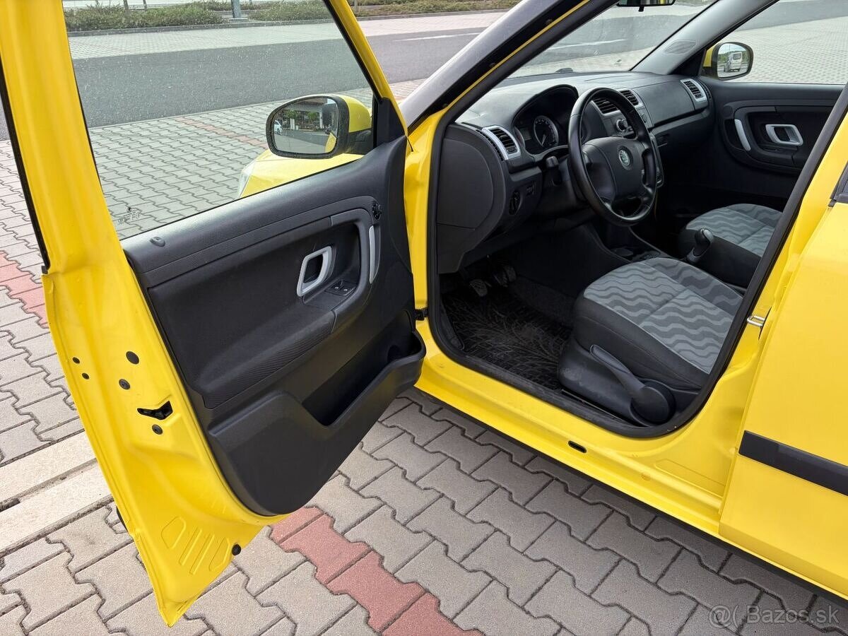 Škoda Fabia II 1.2 HTP 44kw klima - 9