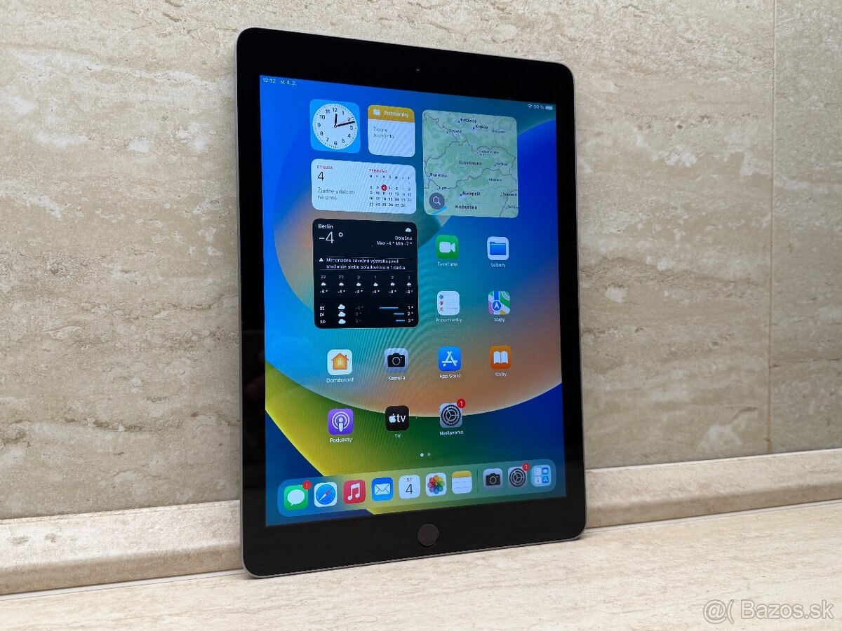 Apple iPad 5 32GB Wi-Fi, Space Gray - 9