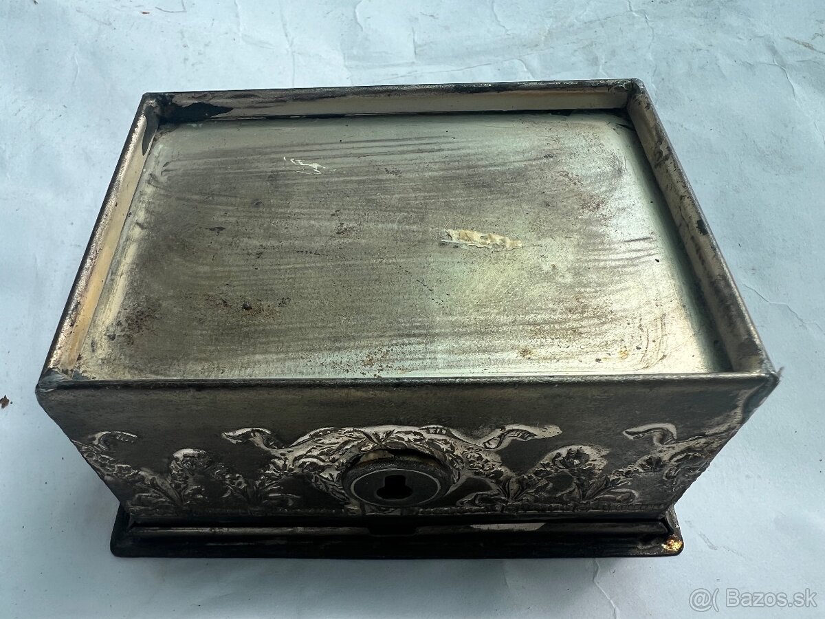 Starozitna secesna vyse 100 rocna skatulka sperkovnica - 9