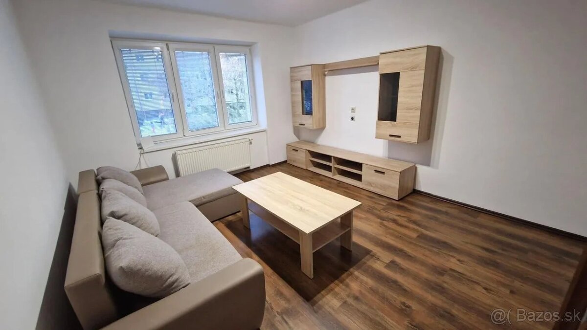 Prenájom 2 izb.byt, ul. Jarmočná Nitra Centrum - 9