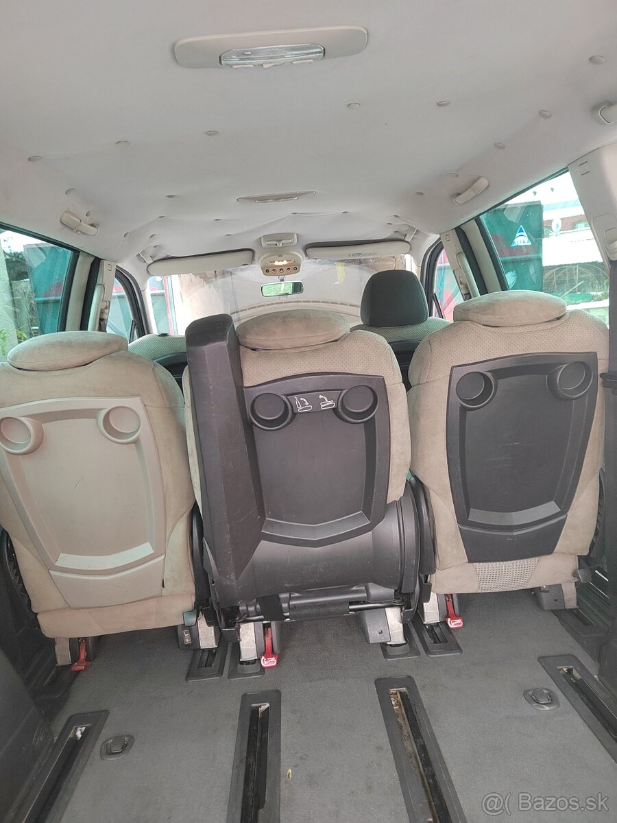 Predám Peugeot 807 hdi 2.0 100kw - 9