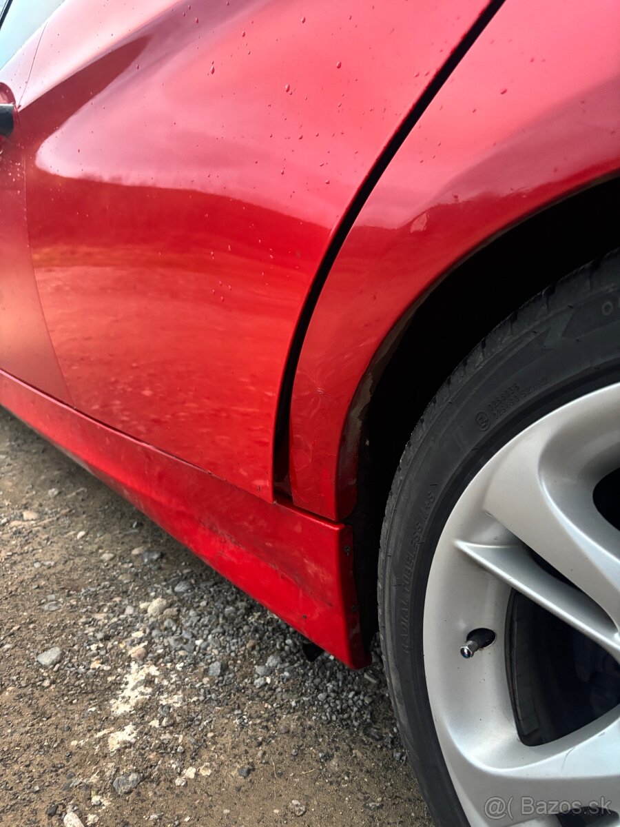 Predám BMW e91 320d - 9