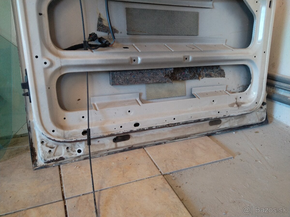 VW T5 bočné dvere - 9