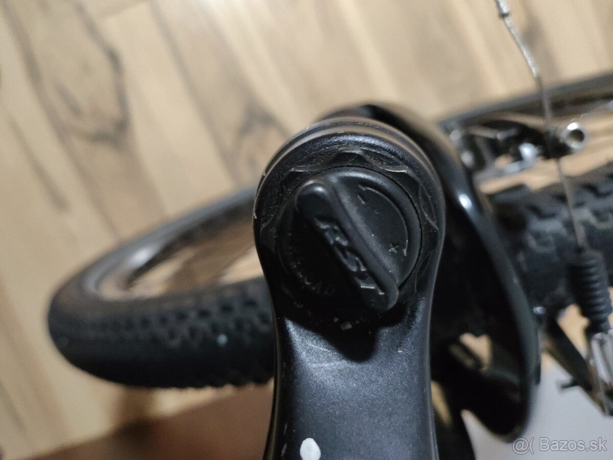 HORSKÝ BICYKEL KELLYS - 9