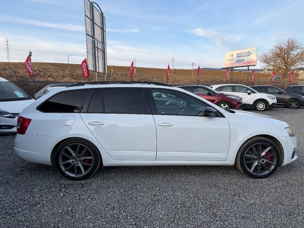 Škoda Octavia Combi 2.0 TDI DPF RS DSG - 9