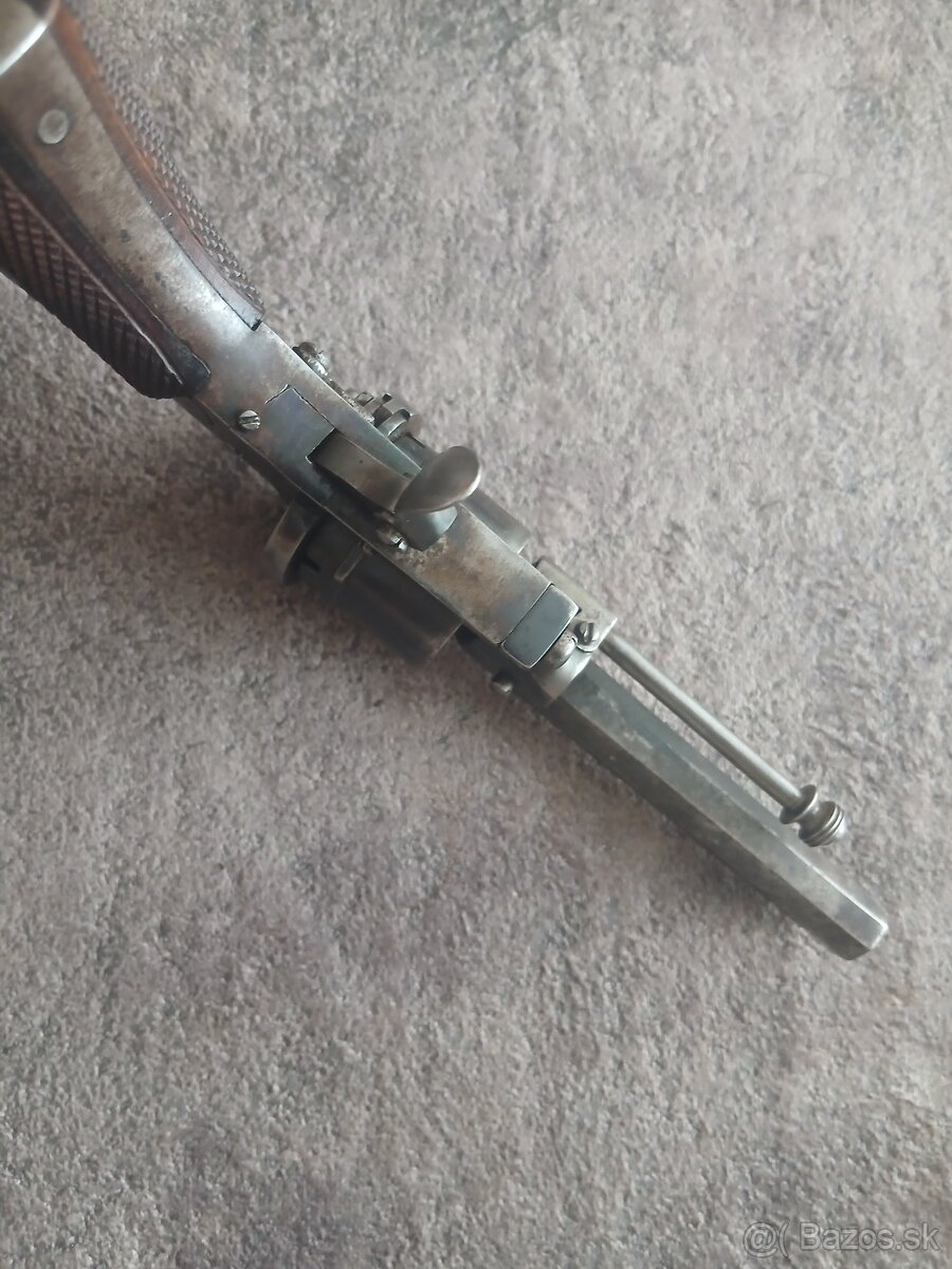 Revolver Lefaucheux - 9