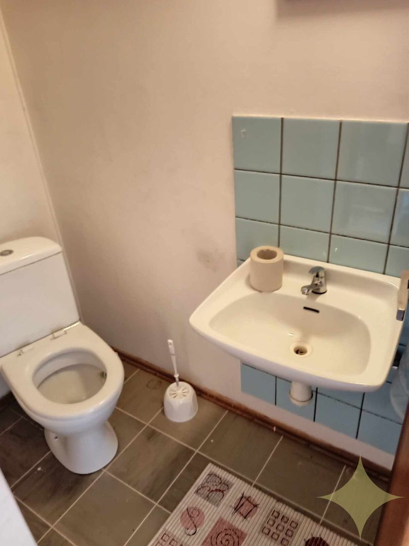 Predaj - výmena 2-oj generačný rodinný dom s veľkým pozemkom - 9